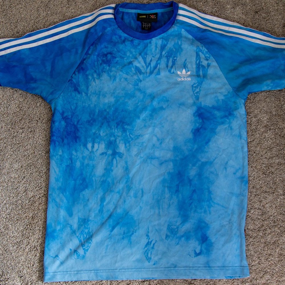 Pharrell x adidas T-shirt